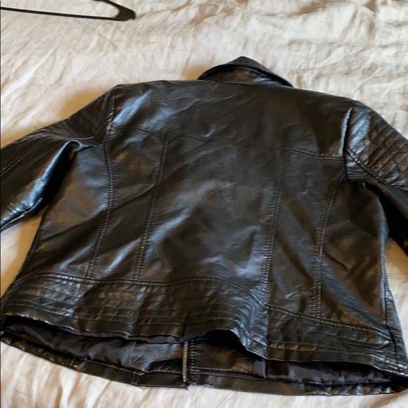 Faux leather Jacket - Picture 5 of 6